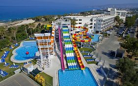 Leonardo Laura Beach & Splash Resort